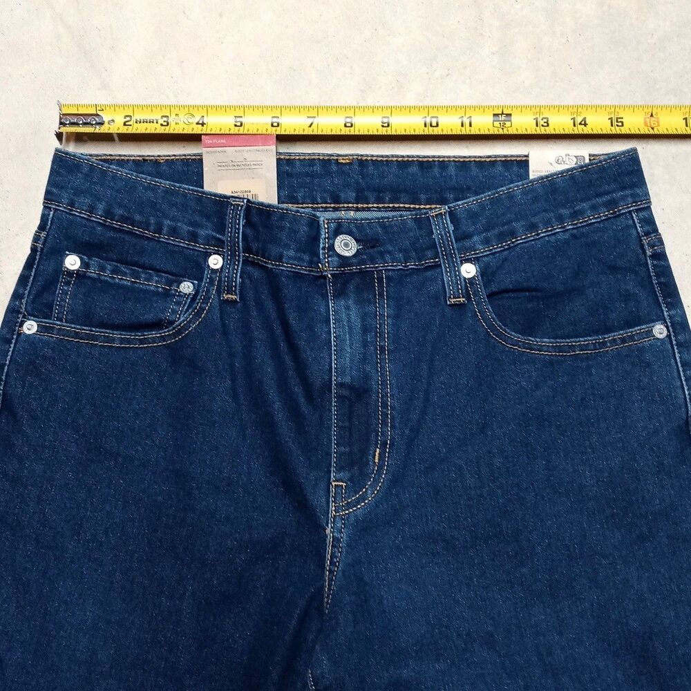 NWT Levi's 726 Flare Jeans Women's 31x30 Denim Bell Bottom High Rise Retro - Picture 11 of 13